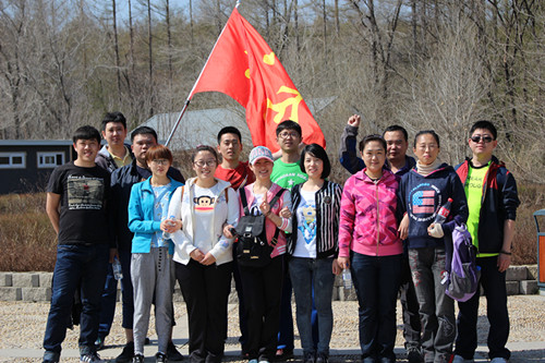 伟德体育 - 综合体育赛事平台|奥体中心相助同伴