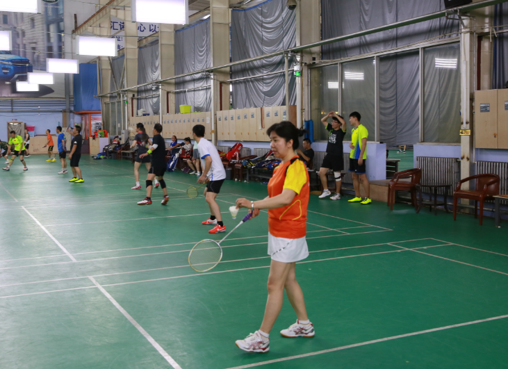 伟德体育 - 综合体育赛事平台|奥体中心相助同伴