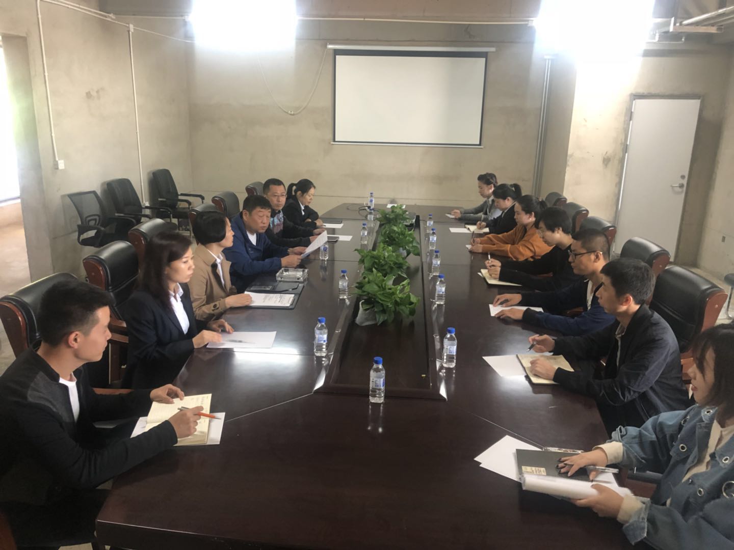 伟德体育 - 综合体育赛事平台|奥体中心相助同伴