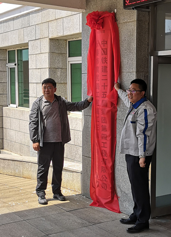 伟德体育 - 综合体育赛事平台|奥体中心相助同伴