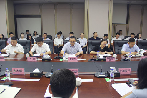 伟德体育 - 综合体育赛事平台|奥体中心相助同伴