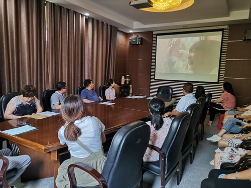 伟德体育 - 综合体育赛事平台|奥体中心相助同伴