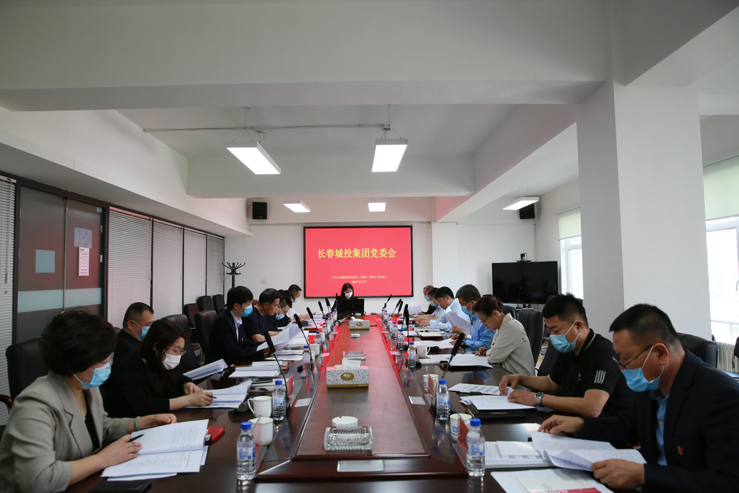 伟德体育 - 综合体育赛事平台|奥体中心相助同伴