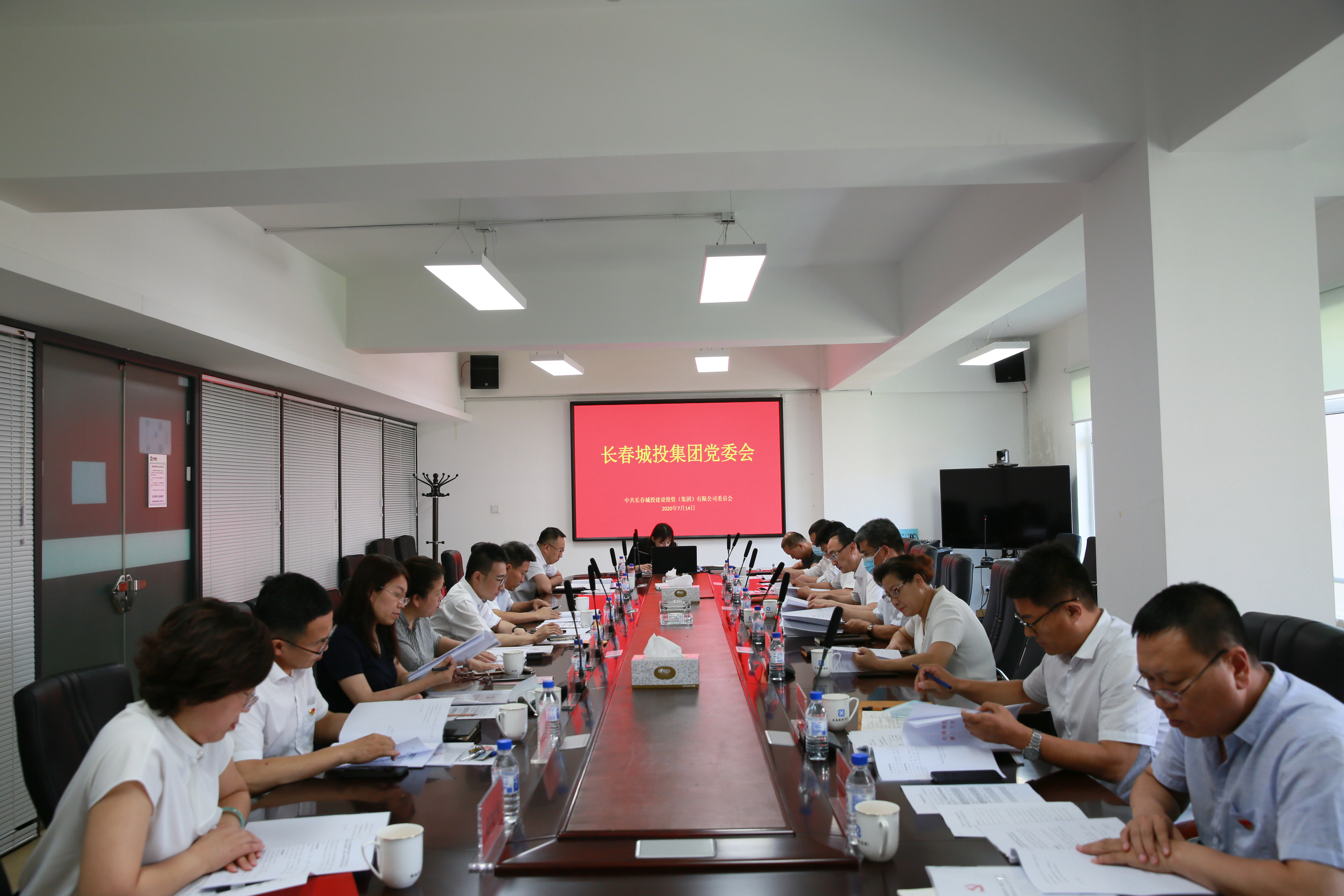 伟德体育 - 综合体育赛事平台|奥体中心相助同伴