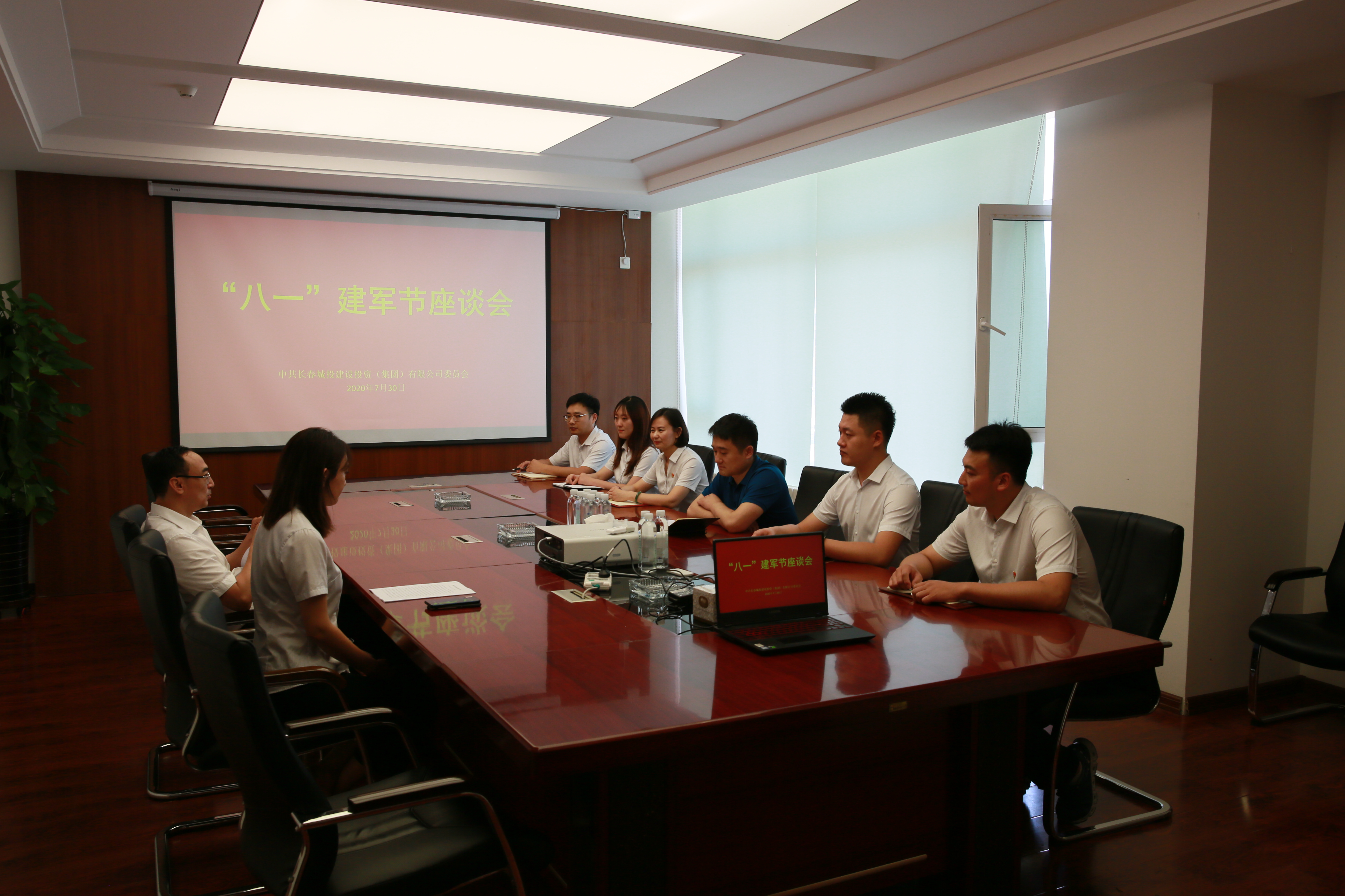 伟德体育 - 综合体育赛事平台|奥体中心相助同伴