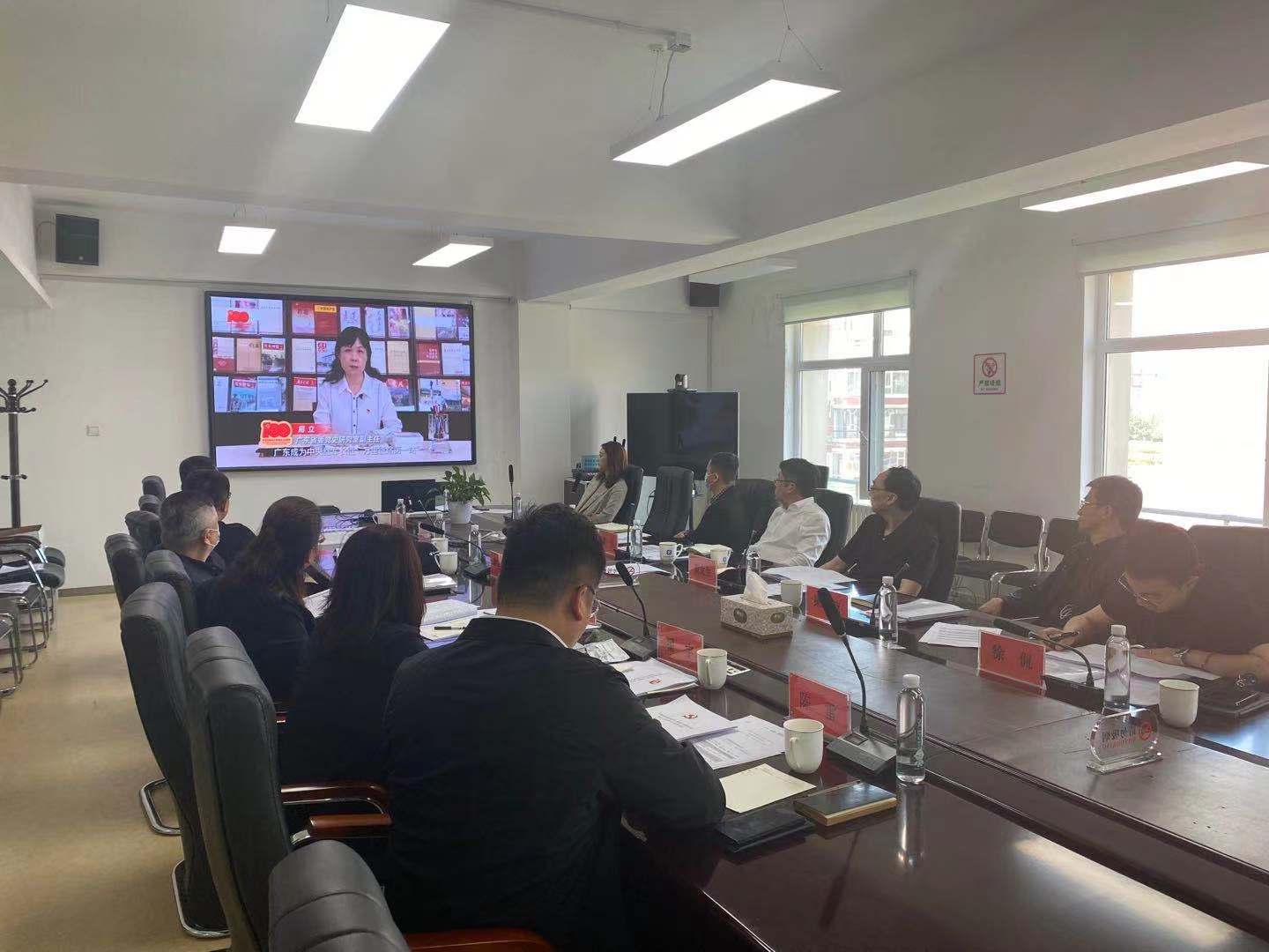 伟德体育 - 综合体育赛事平台|奥体中心相助同伴