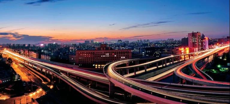 伟德体育 - 综合体育赛事平台|奥体中心相助同伴