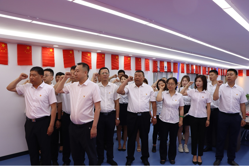 伟德体育 - 综合体育赛事平台|奥体中心相助同伴