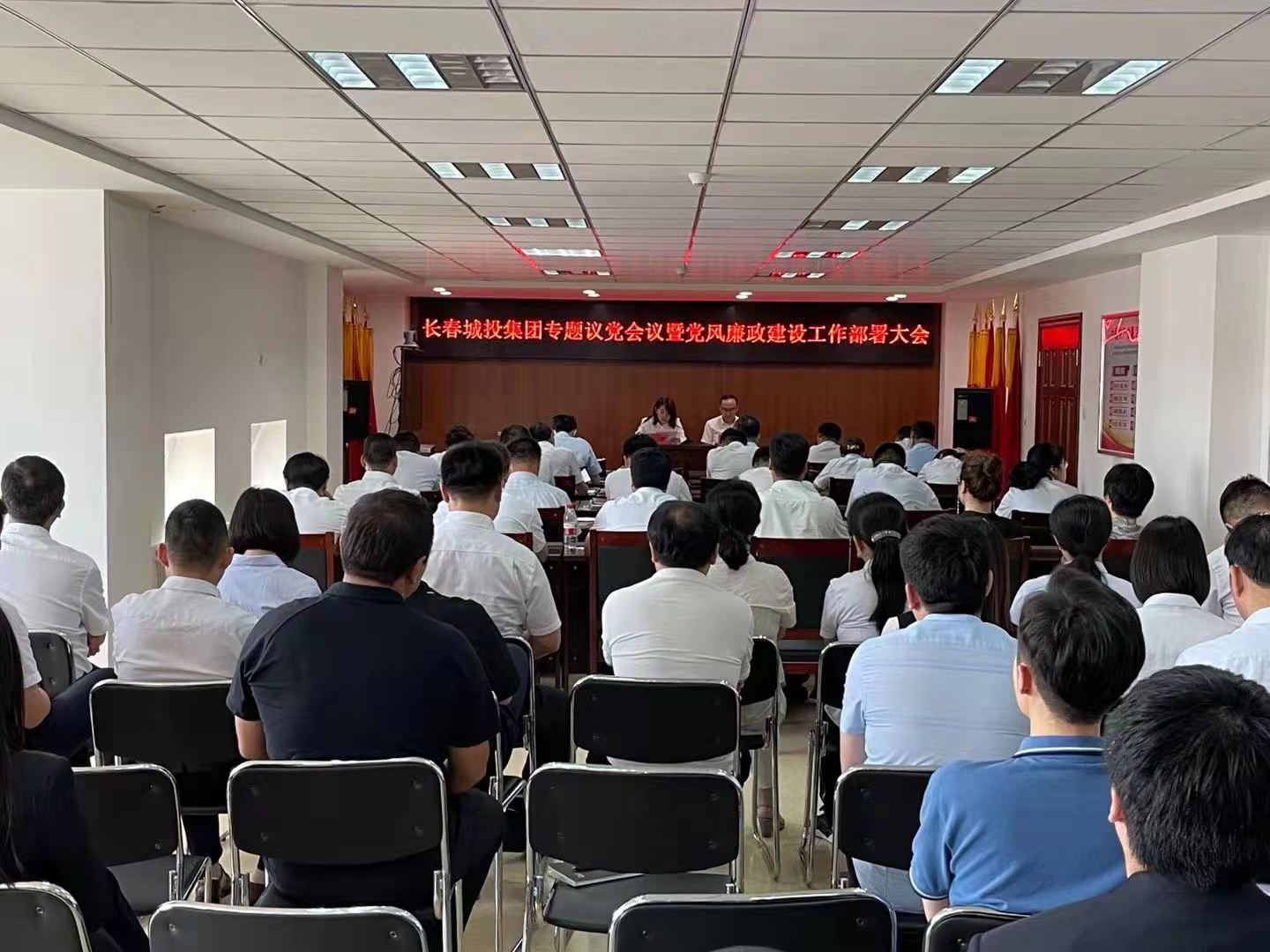 伟德体育 - 综合体育赛事平台|奥体中心相助同伴