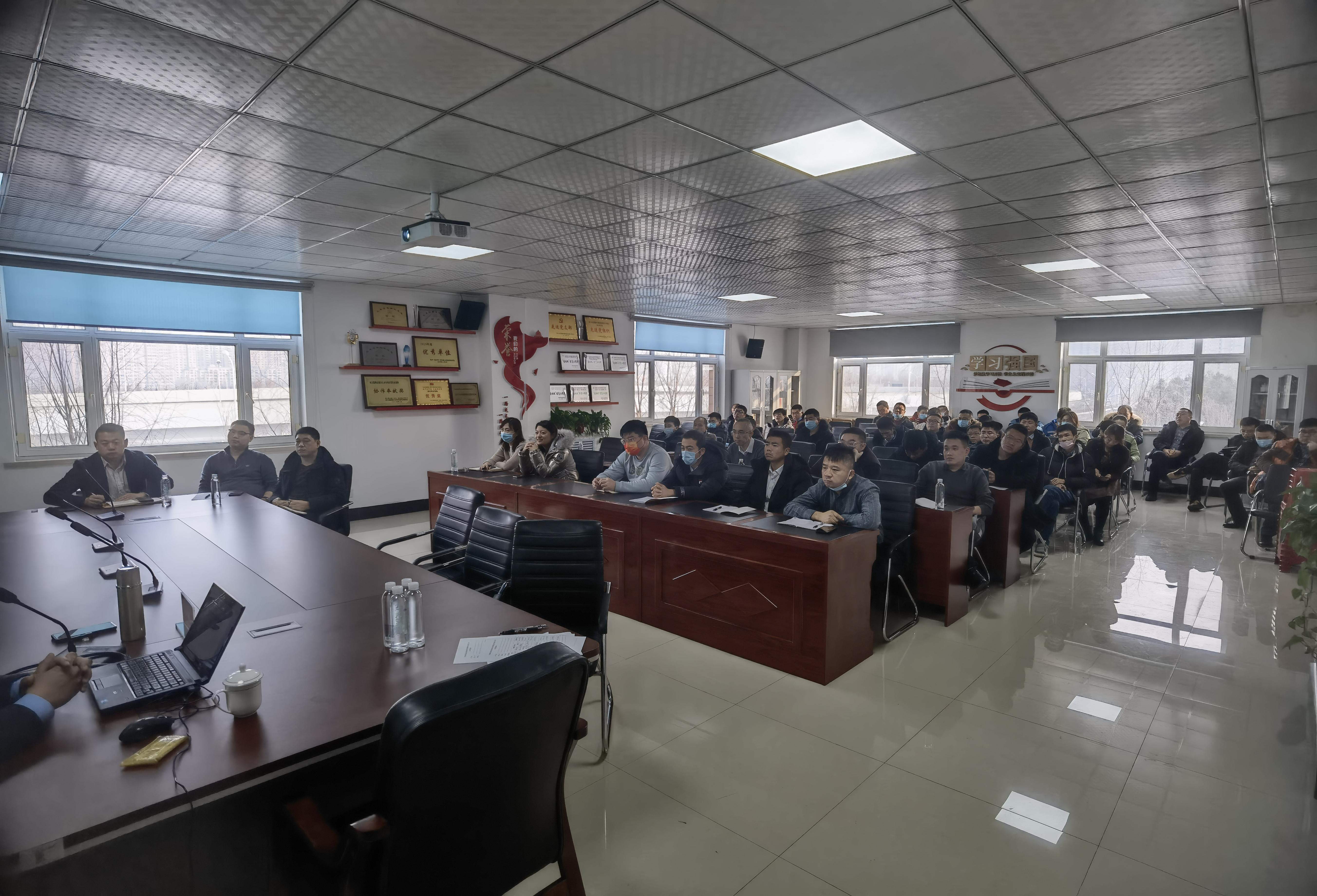 伟德体育 - 综合体育赛事平台|奥体中心相助同伴