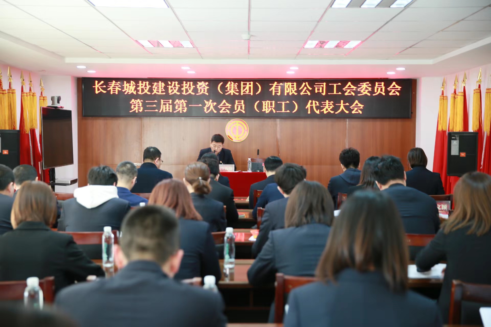 伟德体育 - 综合体育赛事平台|奥体中心相助同伴