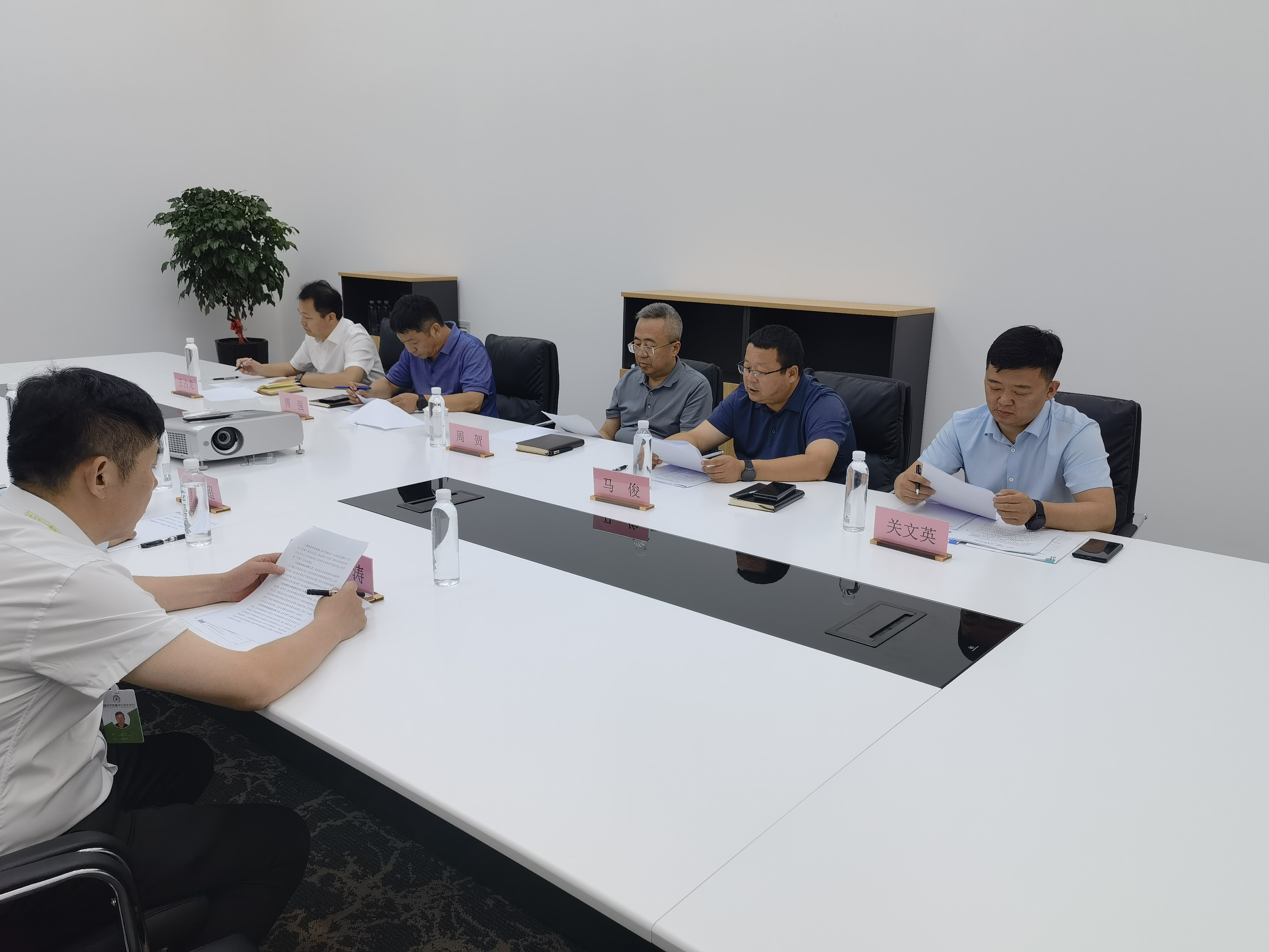 伟德体育 - 综合体育赛事平台|奥体中心相助同伴