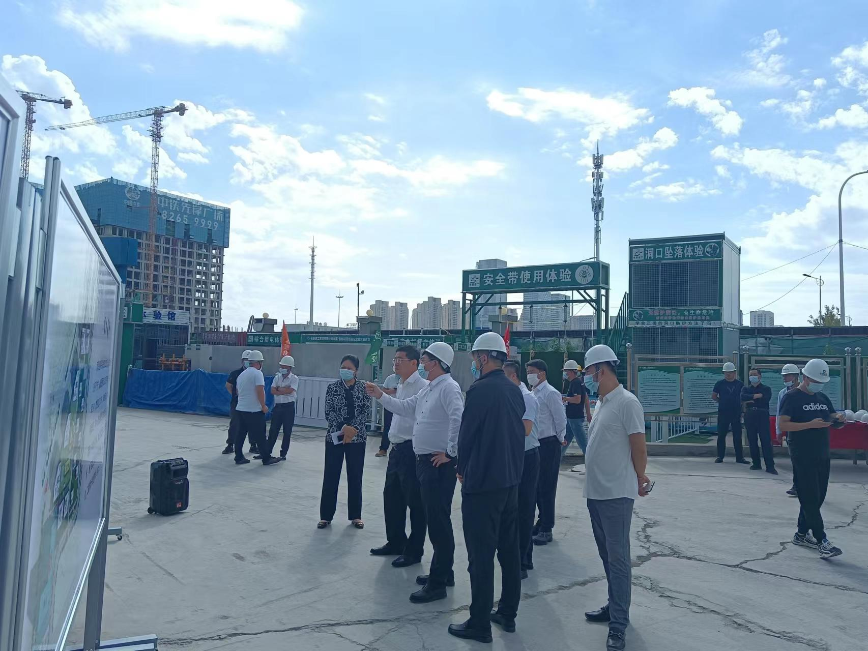 伟德体育 - 综合体育赛事平台|奥体中心相助同伴