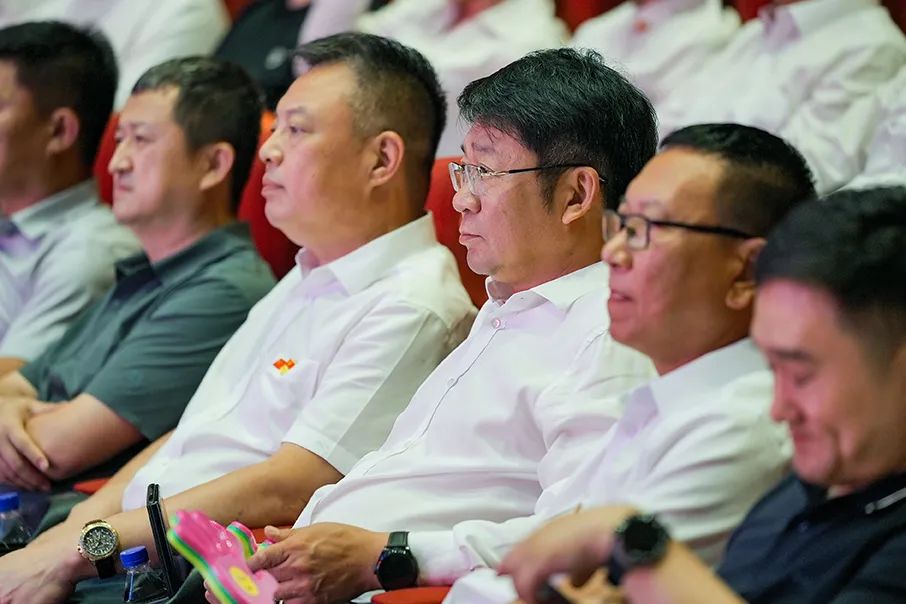 伟德体育 - 综合体育赛事平台|奥体中心相助同伴